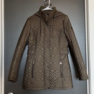 Calvin Klein Women’s Chevron Quilted Coat Green Size M